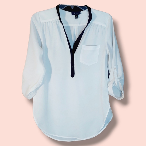 B-Wear | Women's Sheer White Tunic | Size Medium | Front Pocket | Work | - Picture 2 of 6